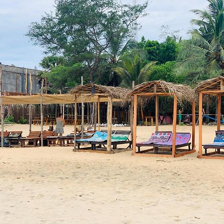 Breezy Beach Cabanas Baía de Arugam Exterior foto