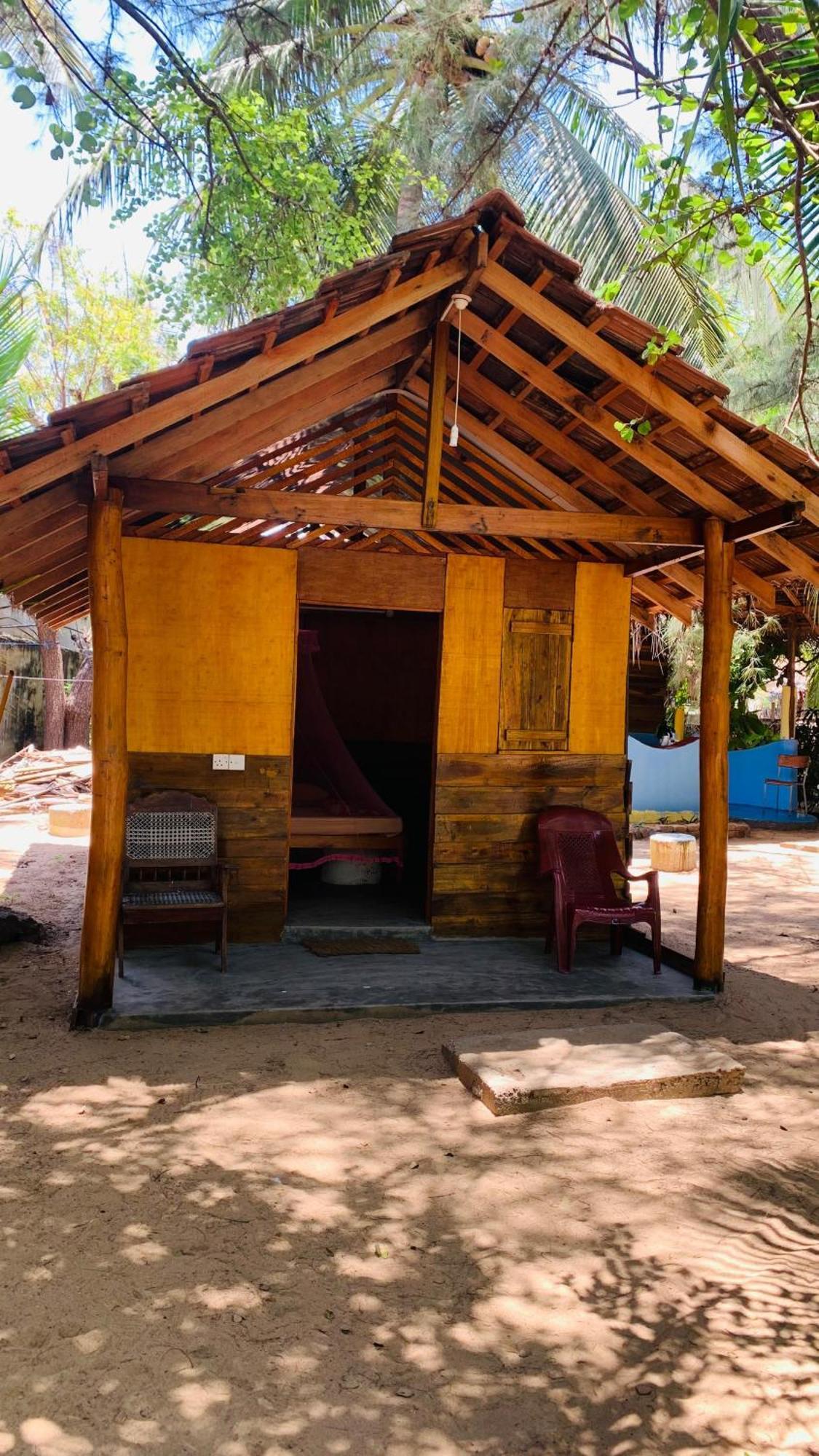 Breezy Beach Cabanas Baía de Arugam Exterior foto
